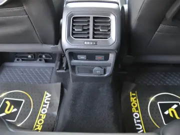 Volkswagen Tiguan R-Line 4Motion