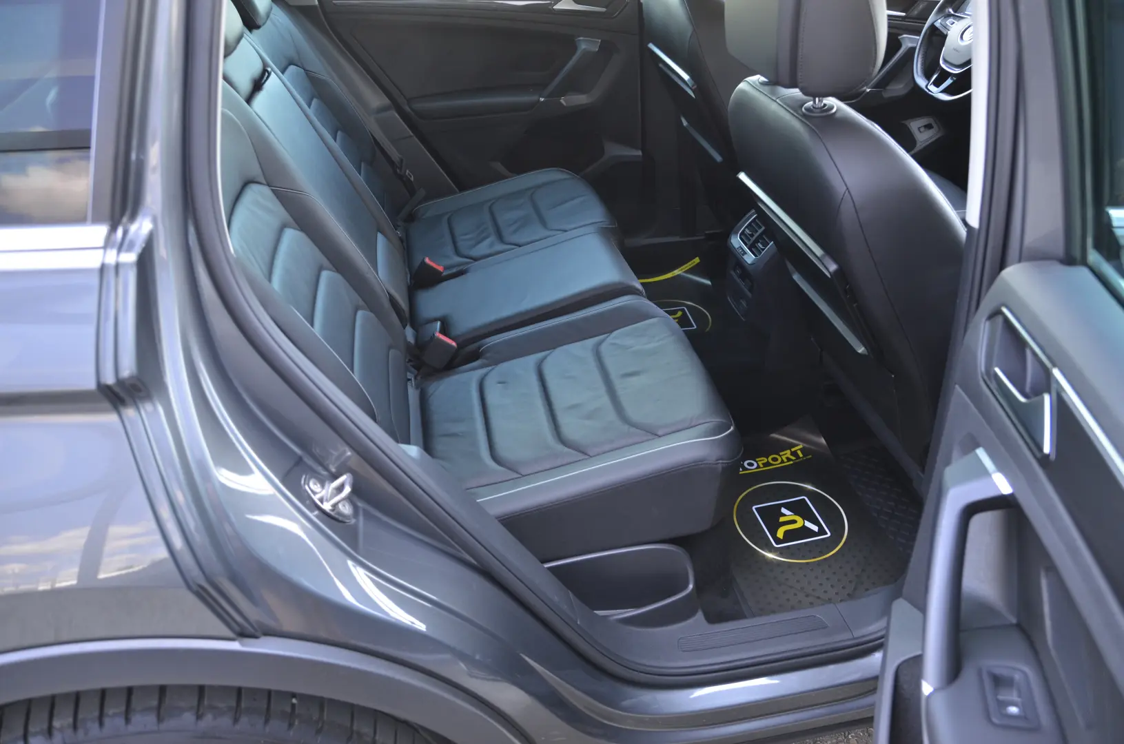 Volkswagen Tiguan R-Line 4Motion
