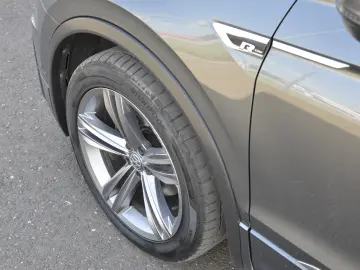 Volkswagen Tiguan R-Line 4Motion