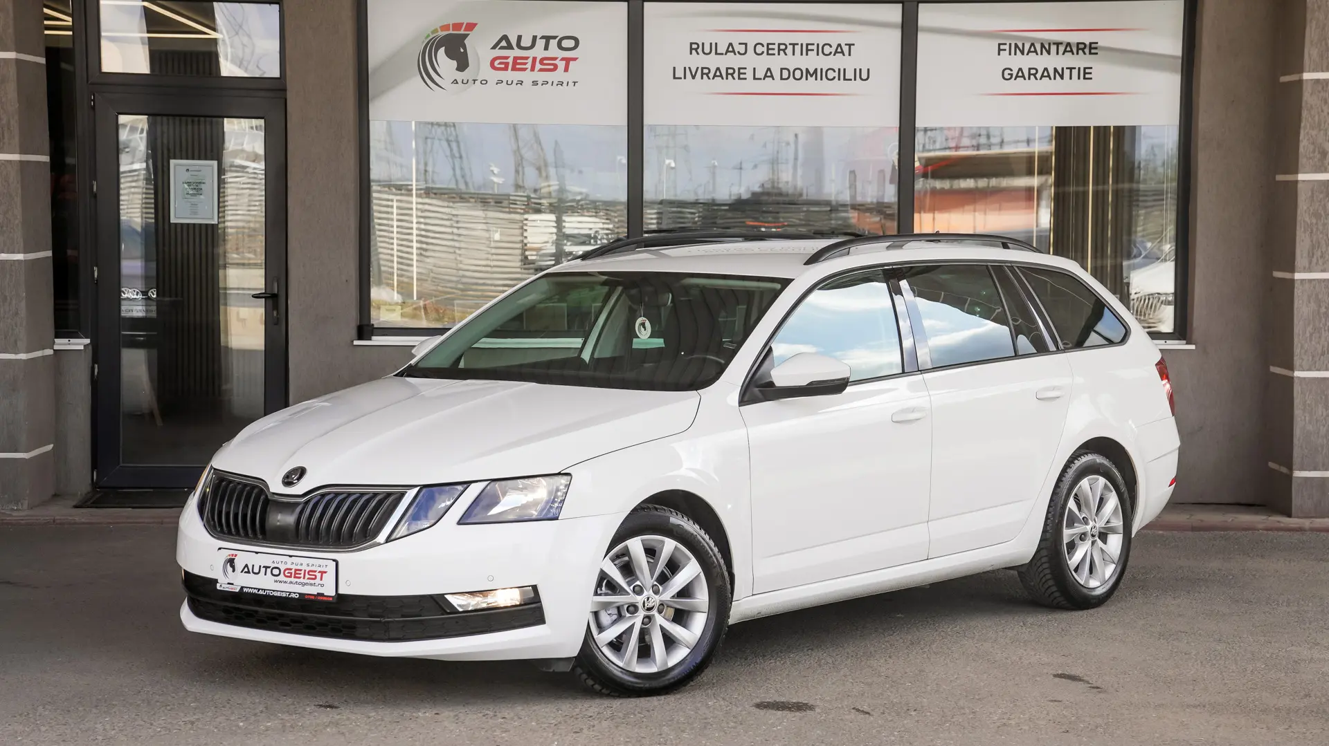 SKODA OCTAVIA 1.6 DSG