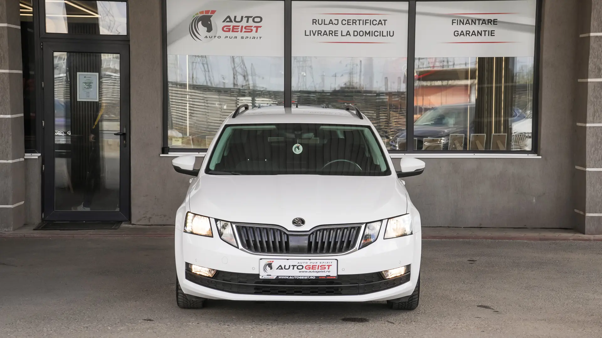 SKODA OCTAVIA 1.6 DSG