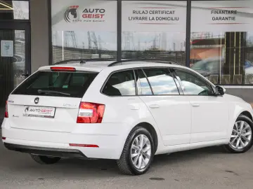 SKODA OCTAVIA 1.6 DSG