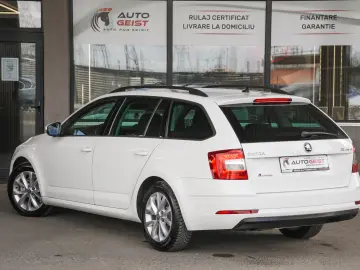 SKODA OCTAVIA 1.6 DSG