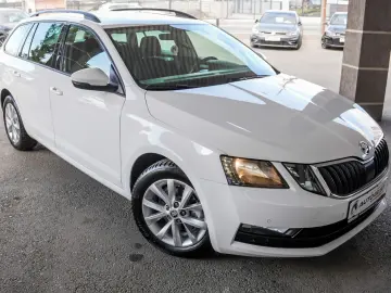 SKODA OCTAVIA 1.6 DSG