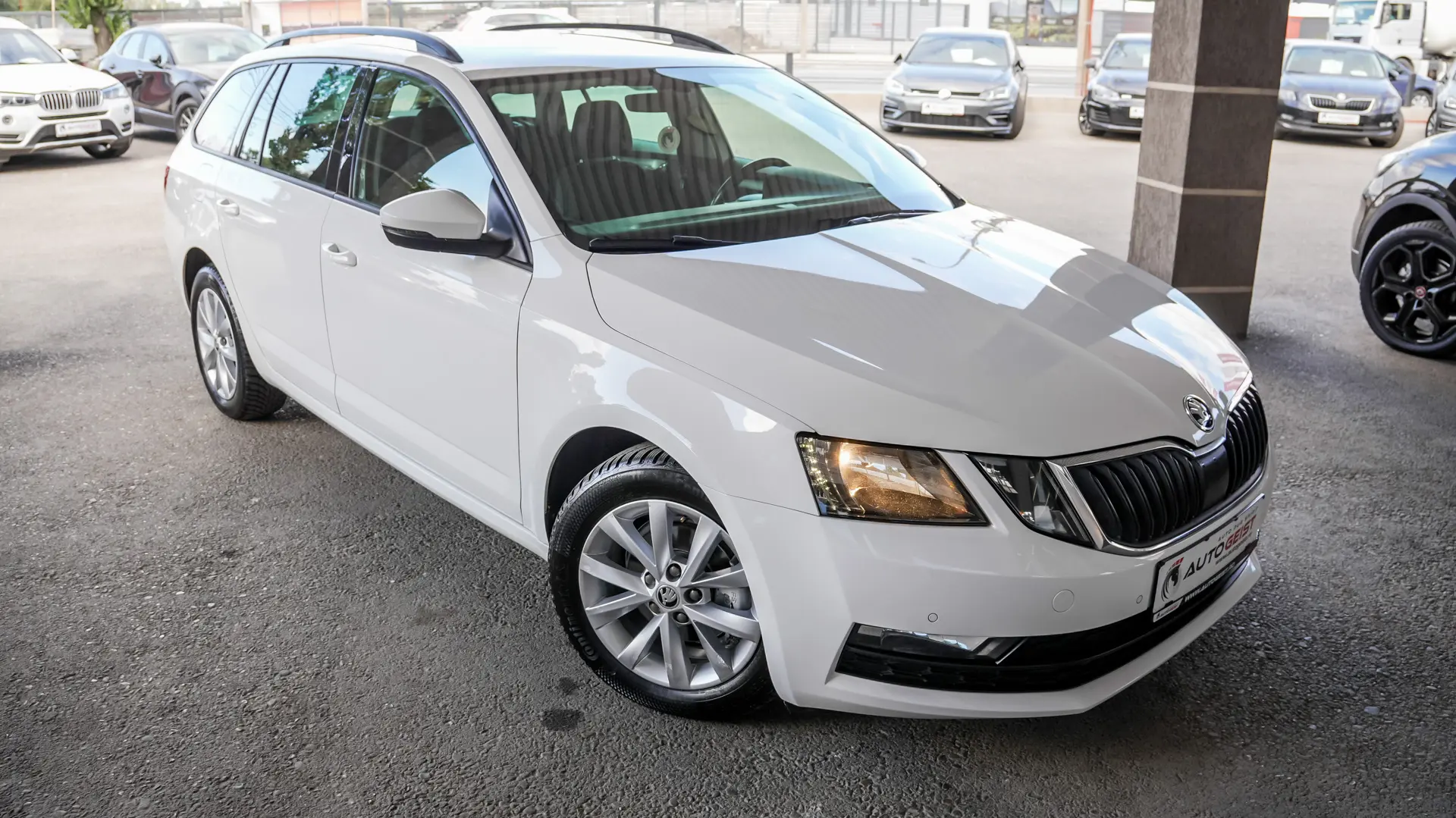SKODA OCTAVIA 1.6 DSG