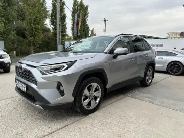 Toyota RAV4 Luxury 4x4 2.5 hybrid