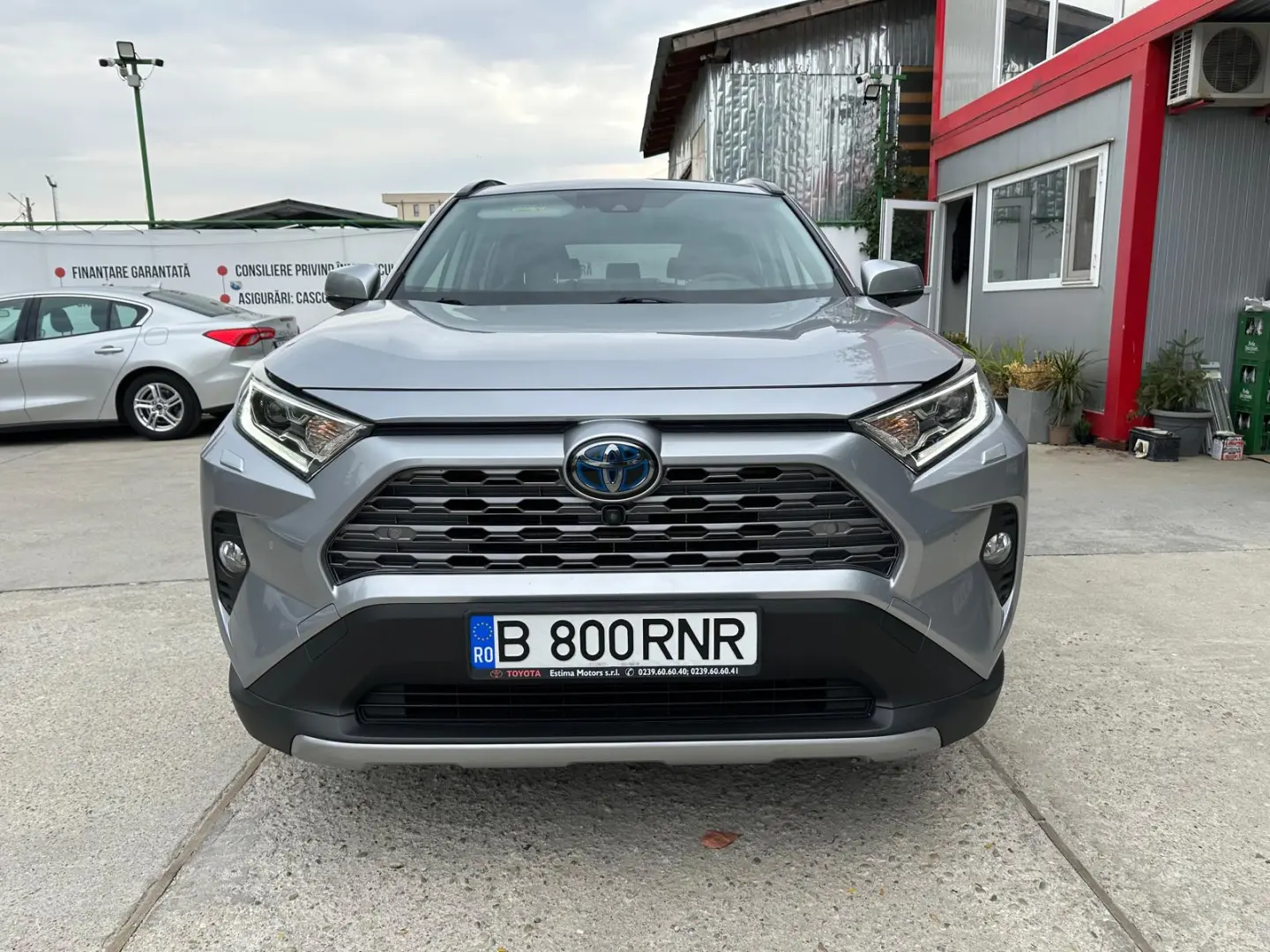 Toyota RAV4 Luxury 4x4 2.5 hybrid