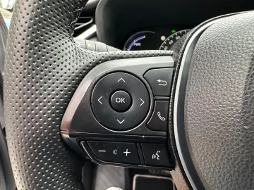 Toyota RAV4 Luxury 4x4 2.5 hybrid
