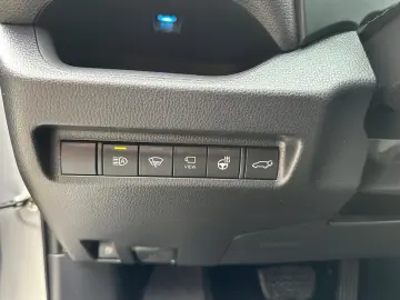 Toyota RAV4 Luxury 4x4 2.5 hybrid
