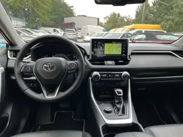 Toyota RAV4 Luxury 4x4 2.5 hybrid