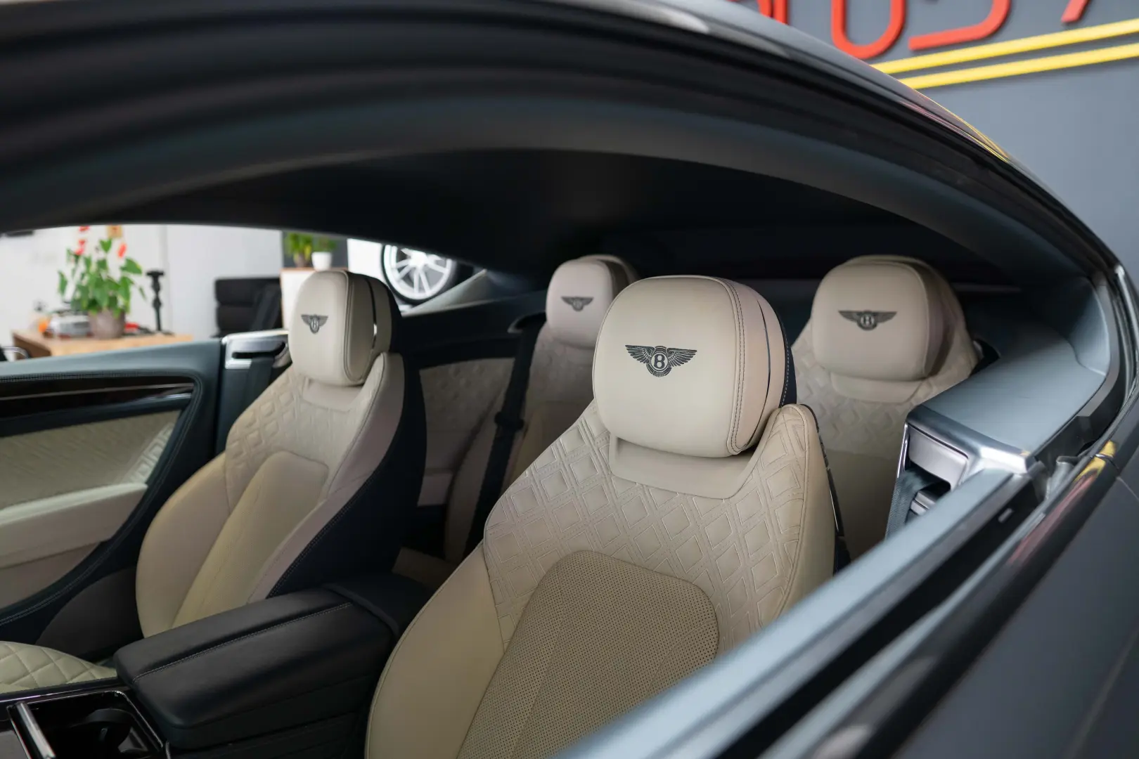 Bentley Continental GT