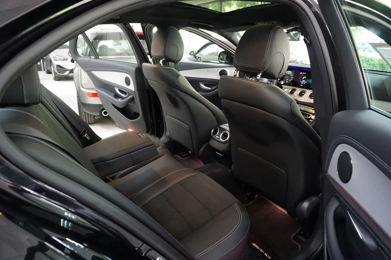 E 300 de 4M AMG LINE MBUX HUD MULTIBEAM DISTR.+