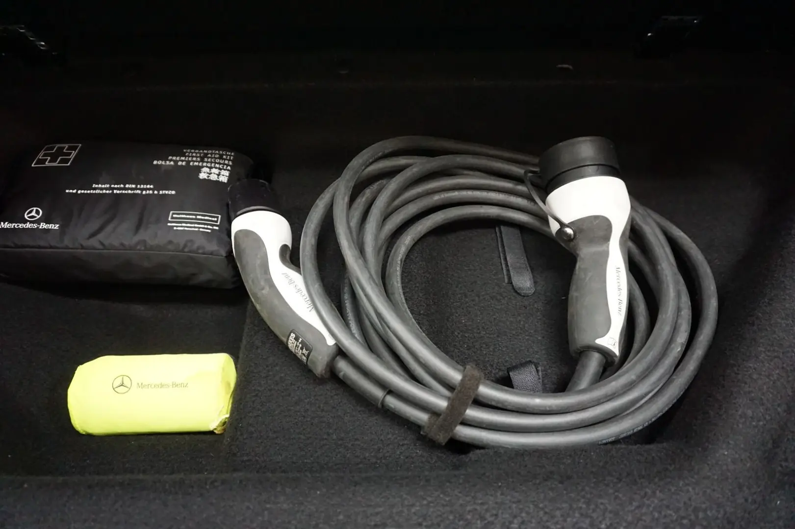 E 300 de 4M AMG LINE MBUX HUD MULTIBEAM DISTR.+