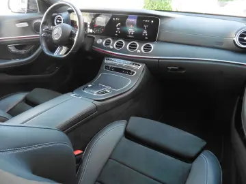 E 300 d 4MATIC AMG Line WIDE LED SHD Navi AHK 19