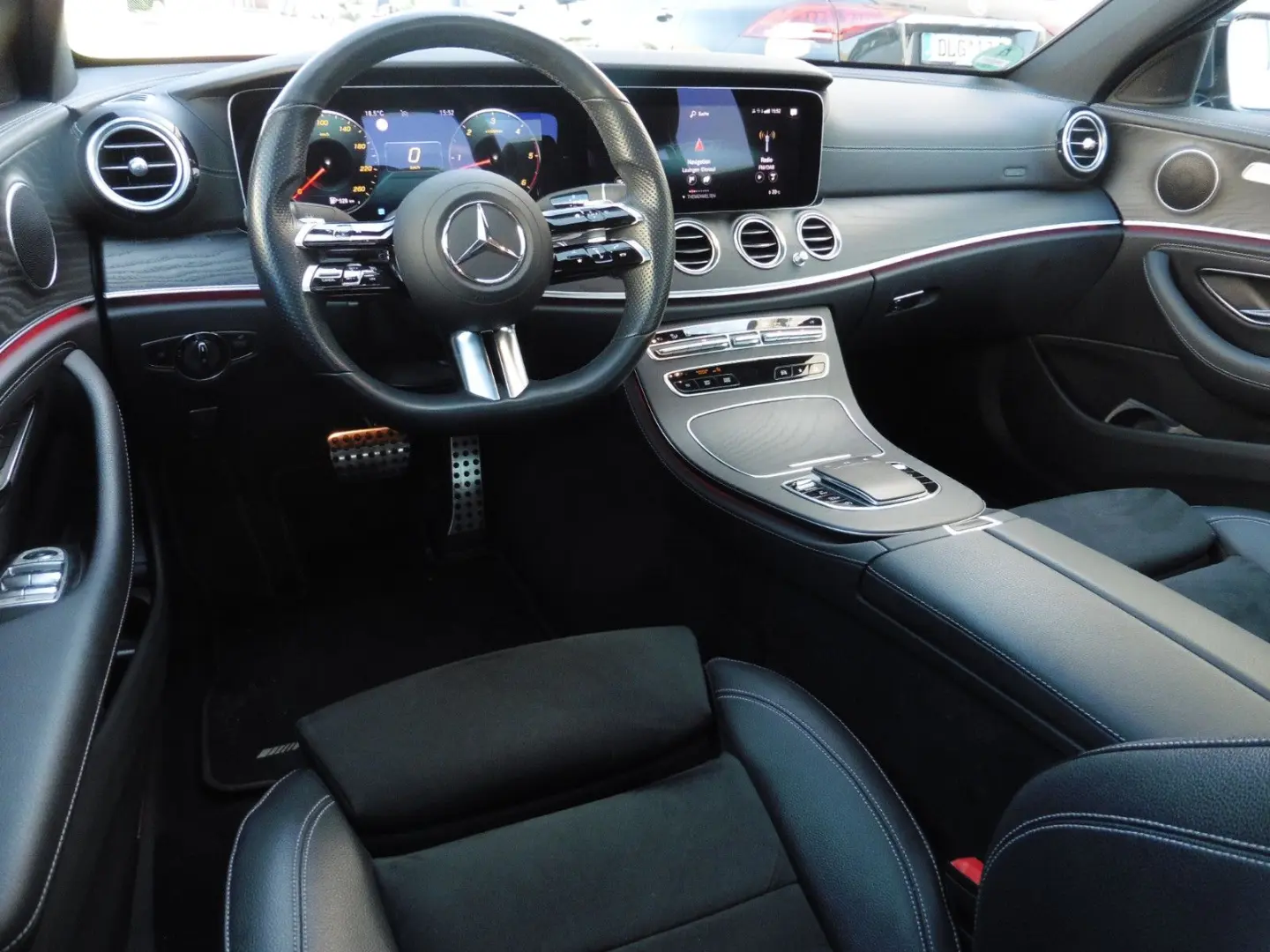 E 300 d 4MATIC AMG Line WIDE LED SHD Navi AHK 19