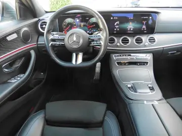E 300 d 4MATIC AMG Line WIDE LED SHD Navi AHK 19