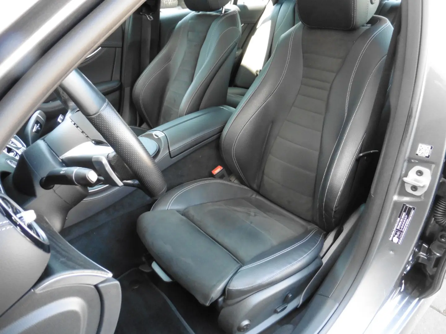 E 300 d 4MATIC AMG Line WIDE LED SHD Navi AHK 19