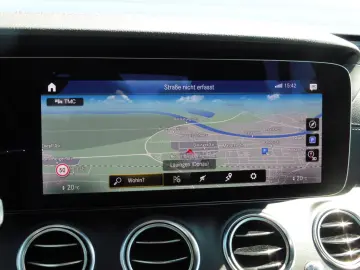 E 300 d 4MATIC AMG Line WIDE LED SHD Navi AHK 19