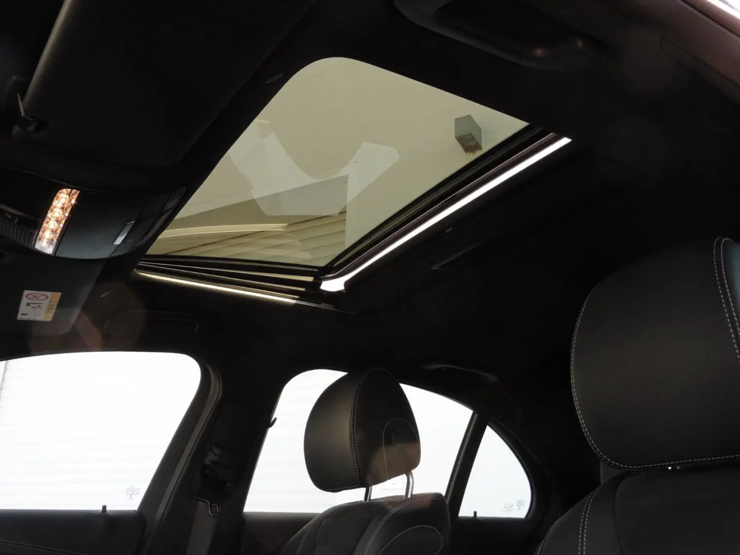 E 300 d 4MATIC AMG Line WIDE LED SHD Navi AHK 19