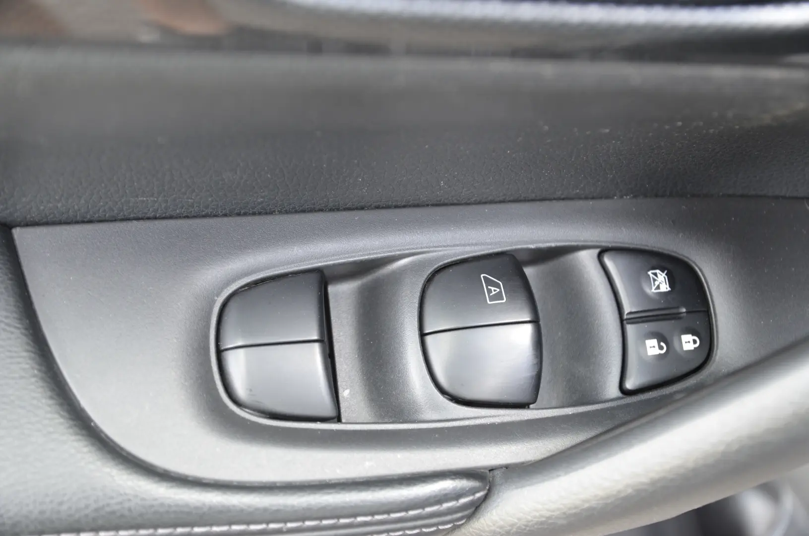 Nissan X-Trail Tekna 1.6 DCI N-Connecta 7 Locuri