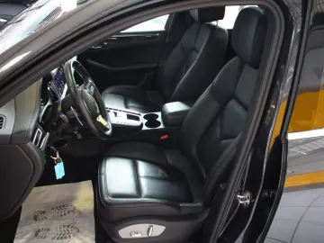 Macan S V6 Bi-Turbo PDK PASM Panorama DAB  Bose