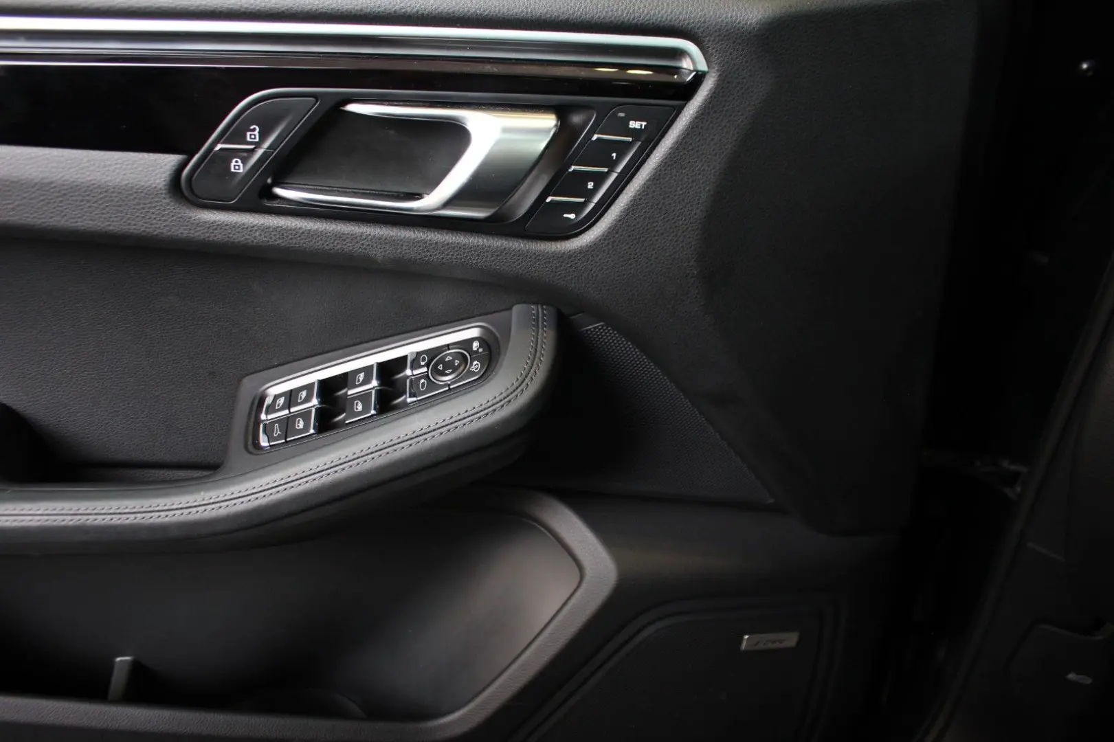 Macan S V6 Bi-Turbo PDK PASM Panorama DAB  Bose