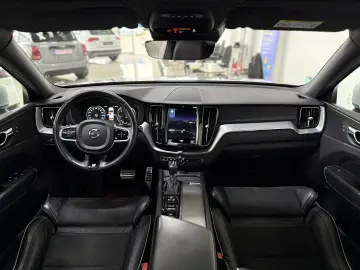Volvo XC60 2.0 D4 R Design AWD