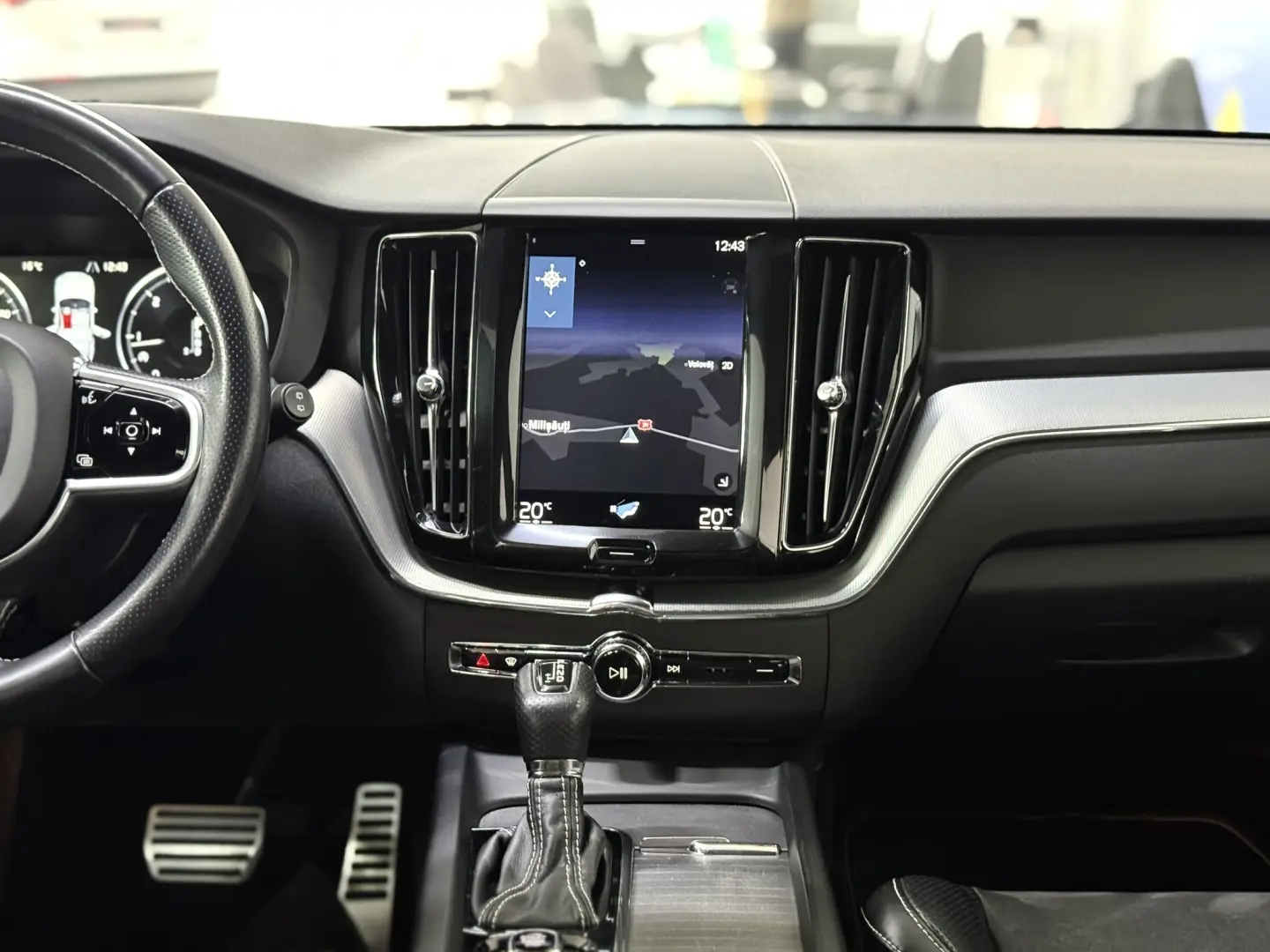 Volvo XC60 2.0 D4 R Design AWD