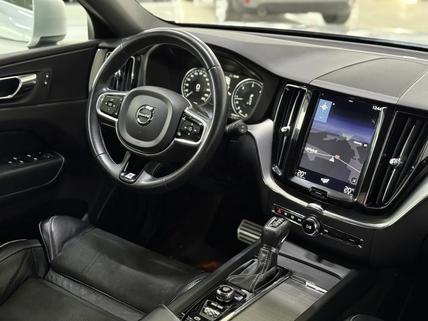 Volvo XC60 2.0 D4 R Design AWD