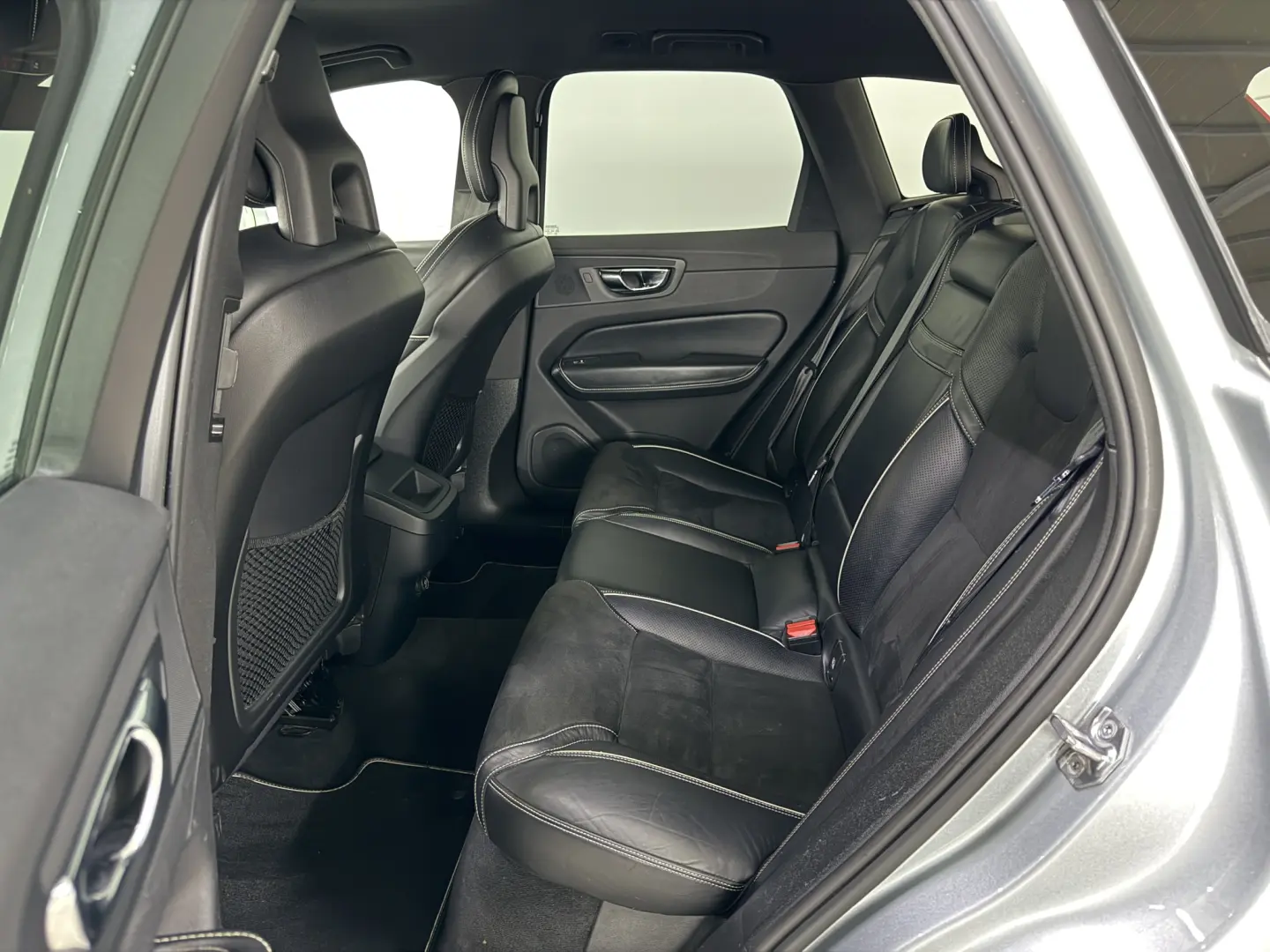 Volvo XC60 2.0 D4 R Design AWD