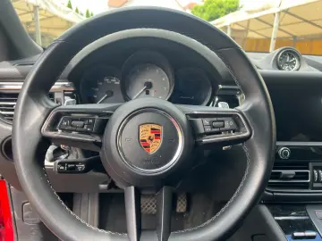 Macan S