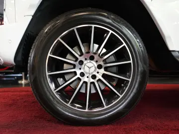 G 500 AMG Line 1.HAND STHZG 360° MASSAG CARBON