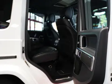 G 500 AMG Line 1.HAND STHZG 360° MASSAG CARBON