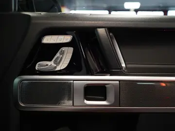 G 500 AMG Line 1.HAND STHZG 360° MASSAG CARBON