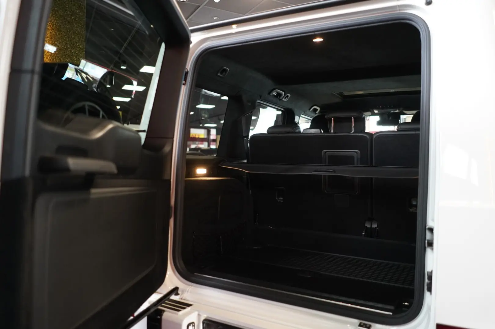G 500 AMG Line 1.HAND STHZG 360° MASSAG CARBON