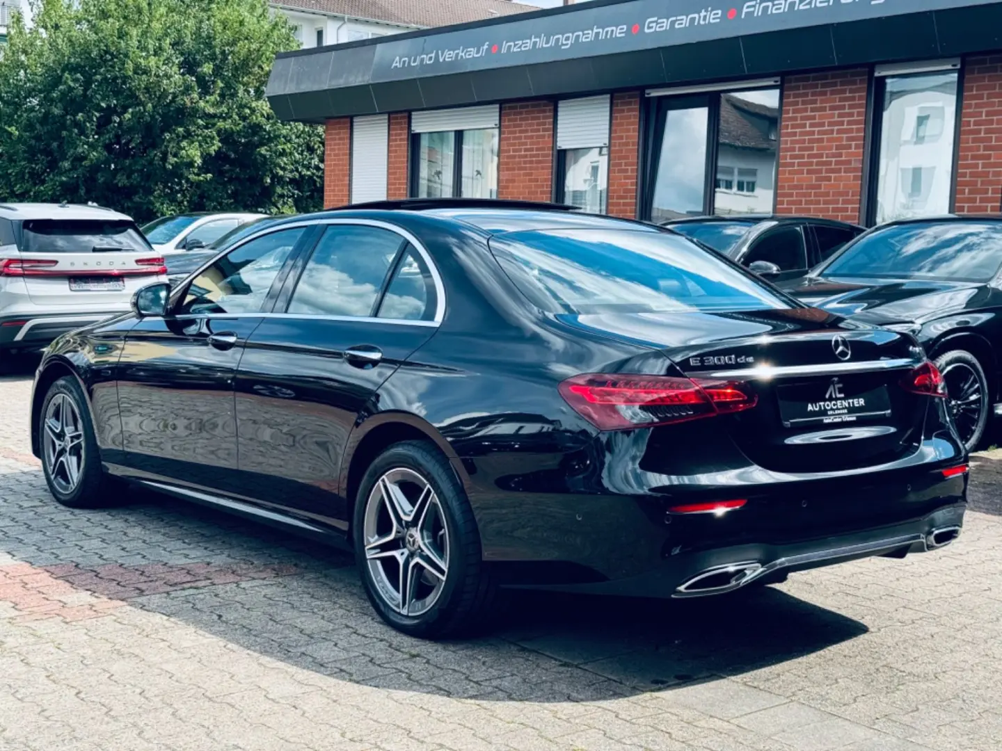 E 300de 4Matic AMG MEMORY+BURMESTER+FOND ENTERTA
