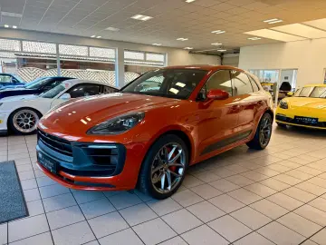 Macan GTS Panorama/AHK/SportChrono/21Zoll/360