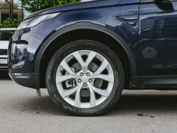 Land Rover Discovery Sport 2.0 D165 R-Dynamic MHEV SE