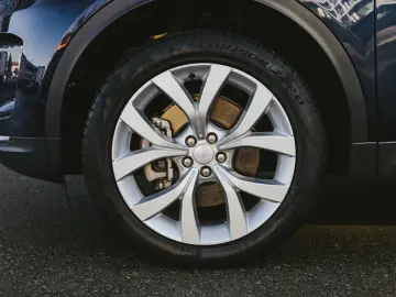 Land Rover Discovery Sport 2.0 D165 R-Dynamic MHEV SE