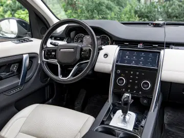 Land Rover Discovery Sport 2.0 D165 R-Dynamic MHEV SE