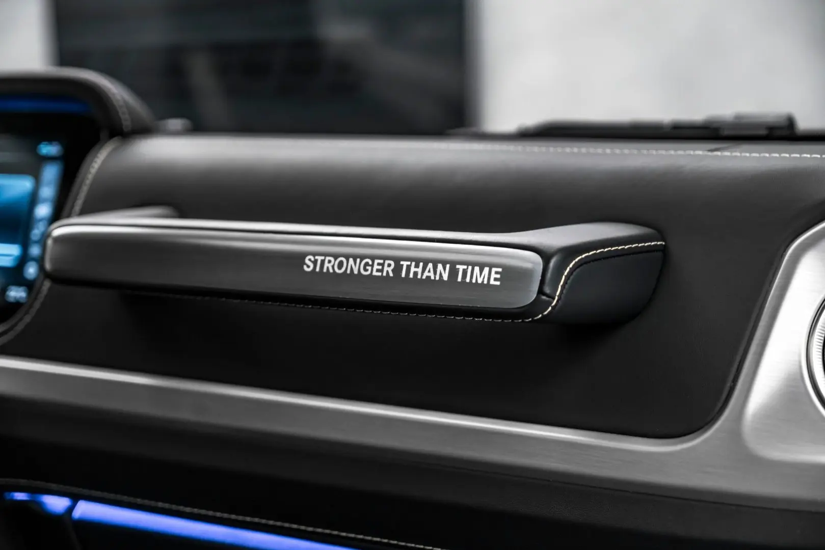 G 400d Stronger*TV*Stand