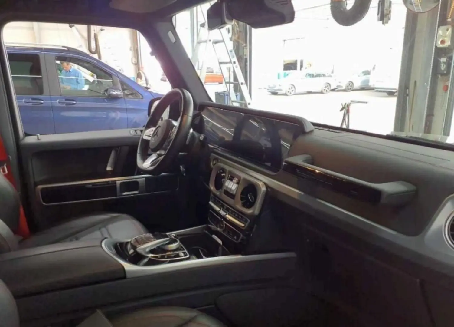 G 350 d AMG*Night*SHD*360°K*AHK*COM*Distr*MBeam