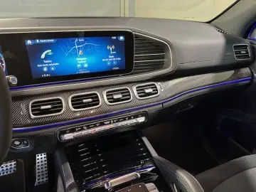 GLE 53 4M+ AMG Night Pano/AHK/Distr/MuBeam/Sound