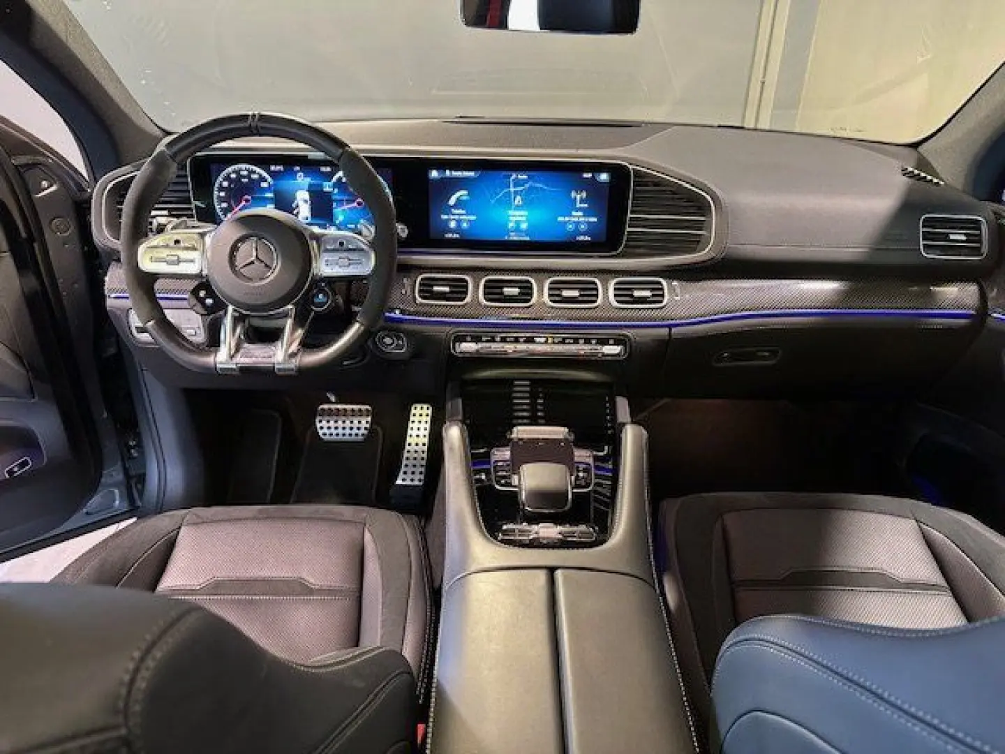 GLE 53 4M+ AMG Night Pano/AHK/Distr/MuBeam/Sound