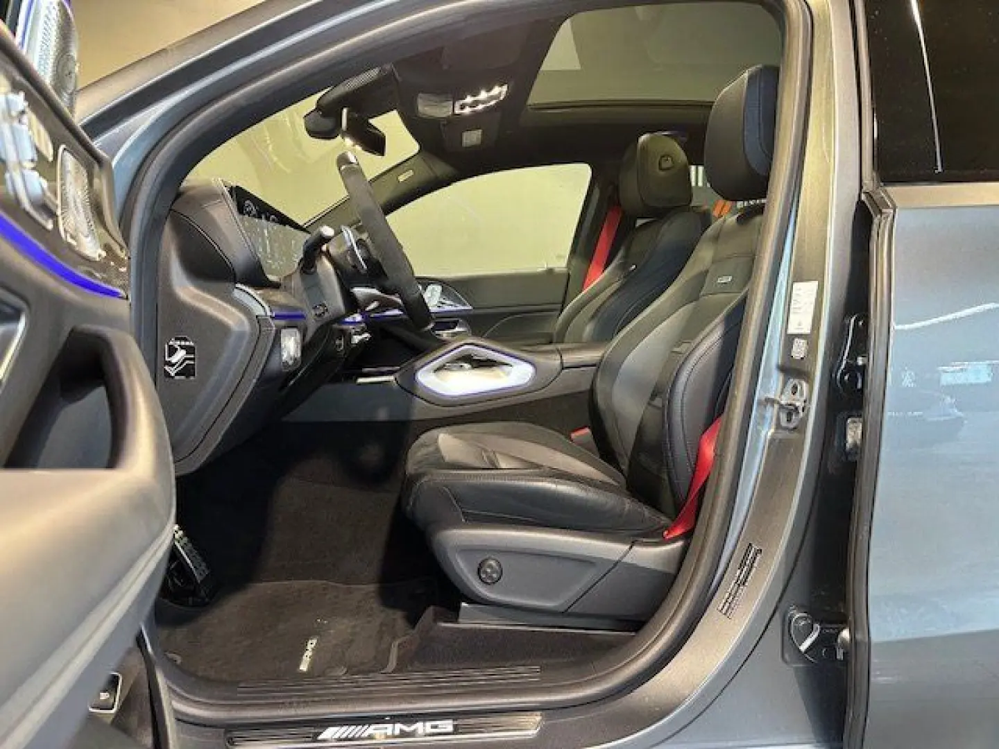 GLE 53 4M+ AMG Night Pano/AHK/Distr/MuBeam/Sound