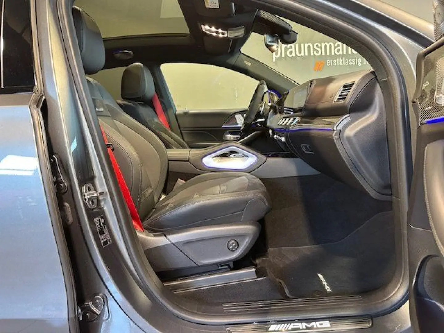 GLE 53 4M+ AMG Night Pano/AHK/Distr/MuBeam/Sound