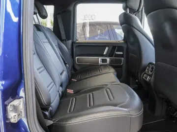 G 350 d AMG Distronic Schiebedach Multibeam AHK