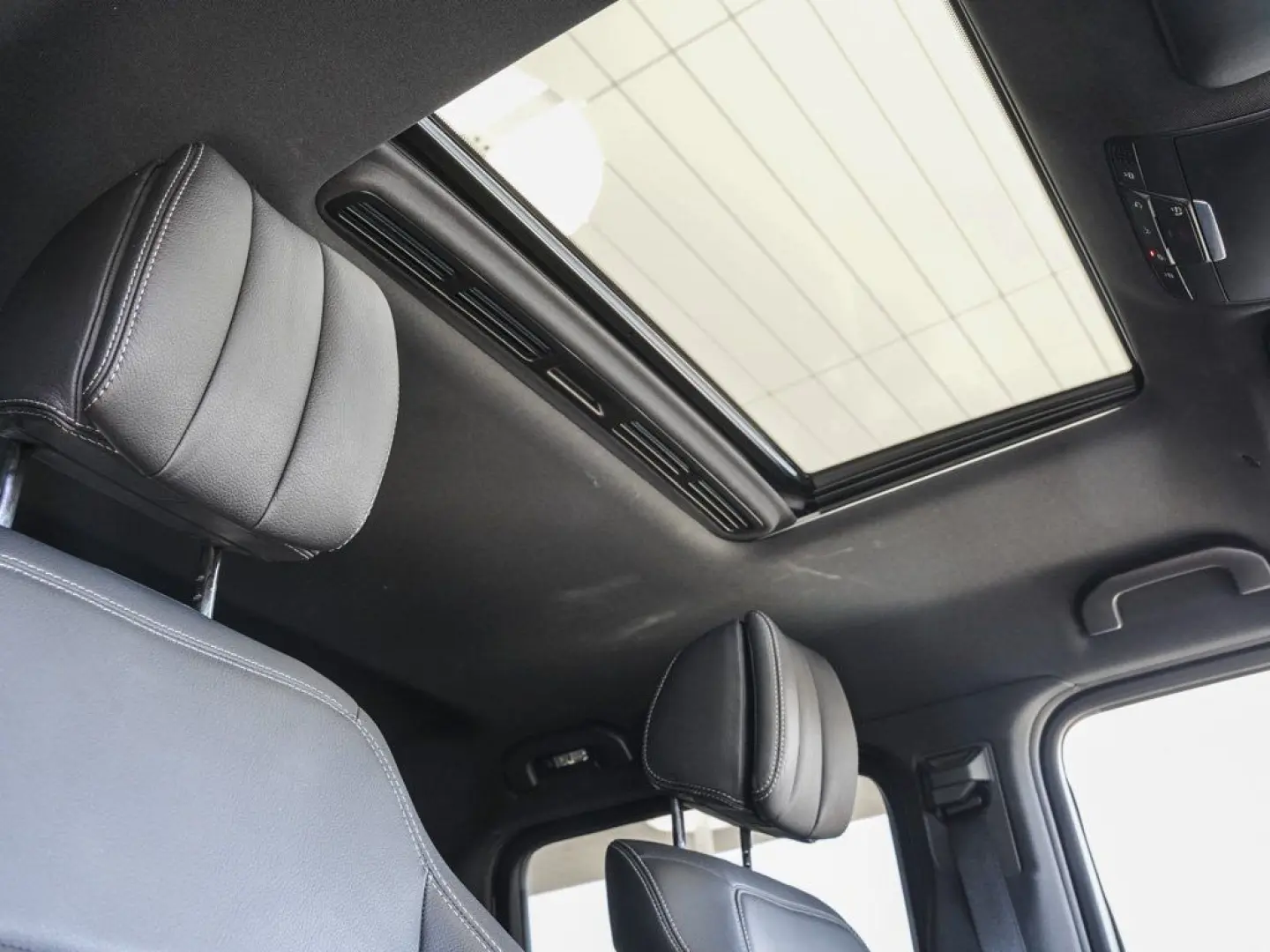 G 350 d AMG Distronic Schiebedach Multibeam AHK