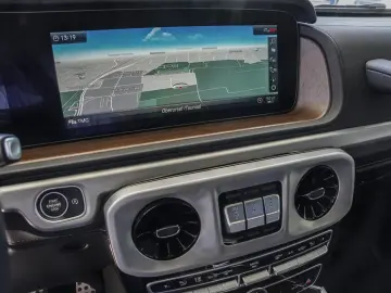 G 350 d AMG Distronic Schiebedach Multibeam AHK