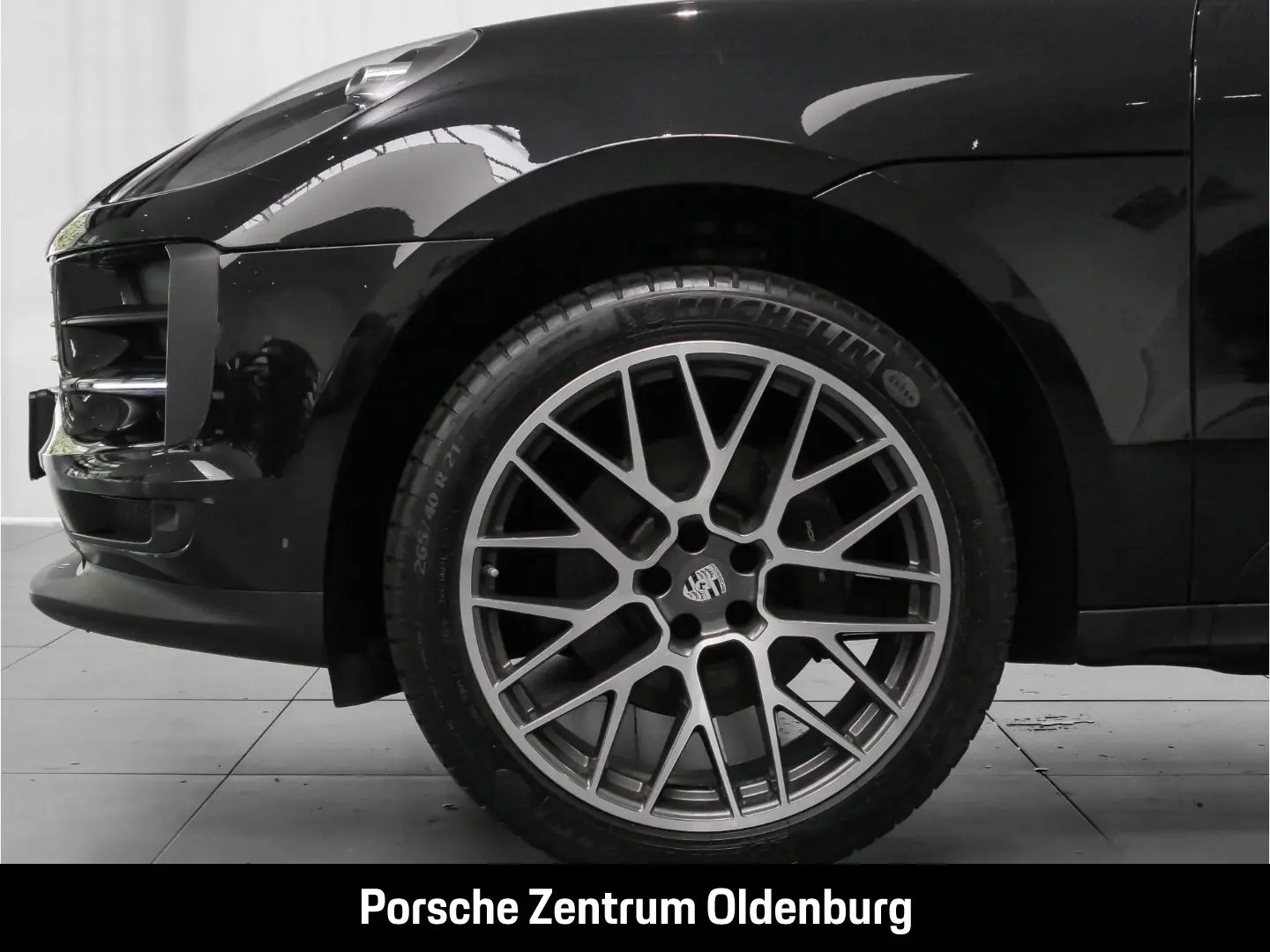 Macan Panorama CarPlay Abstandstempomat